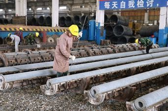 新年新氣象，服務送溫暖——渭源縣勞務輸轉行業協會向全縣農民朋友拜年，并推介清洗保潔服務